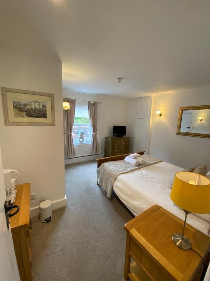 Inn The Fleur De Lys 3*