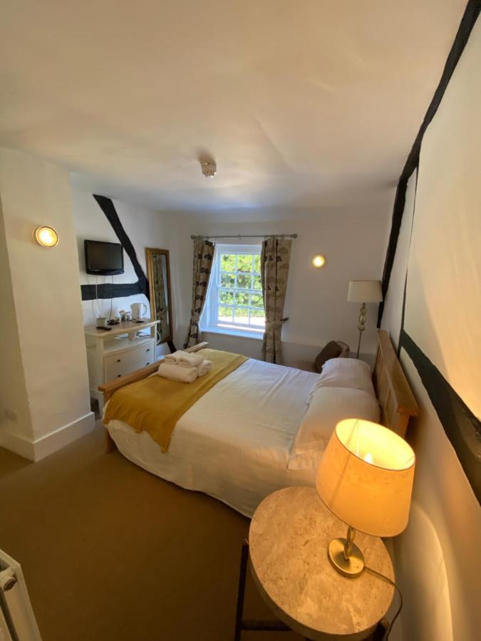 Inn The Fleur De Lys 3*